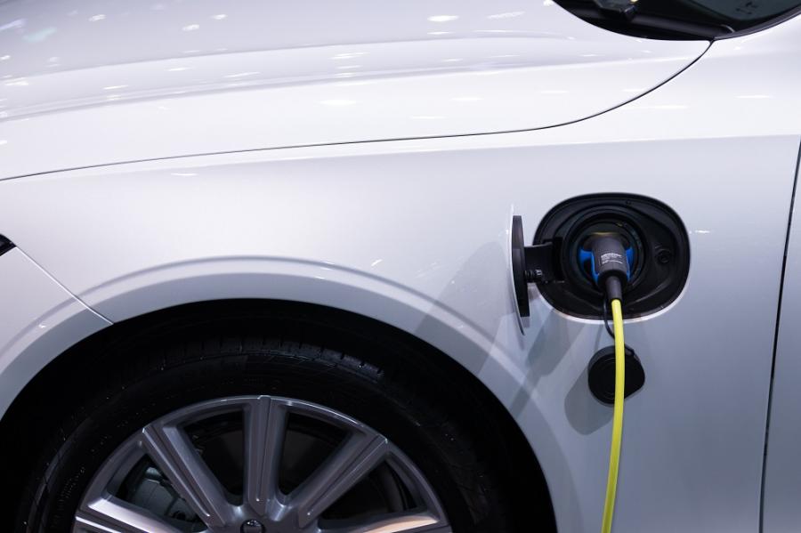 Wat is de prijs van elektrische auto en de kosten van elektrisch rijden?